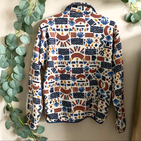 PATAGONIA Rare Protected Peaks Synchilla Pullover Size Small collectable - Picture 8 of 9